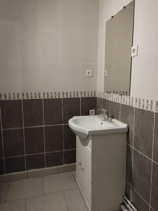阿棉Agreable Maison Avec Parking Gratuit公寓 外观 照片